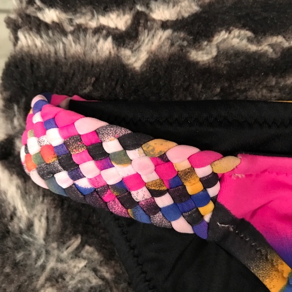 Roxy bikini- NWOT - Picture 2 of 8